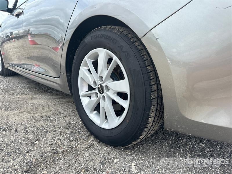 Kia Optima Henkilöautot