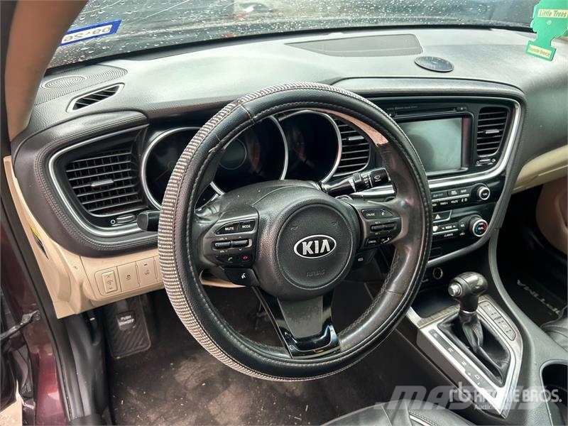 Kia Optima Automobili