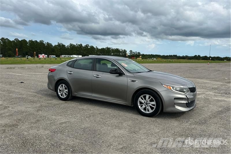 Kia Optima Henkilöautot