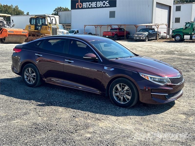 Kia Optima LX Automobile Avtomobili