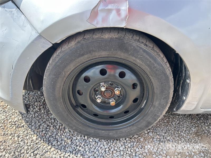 Kia Rio Automobile PKWs