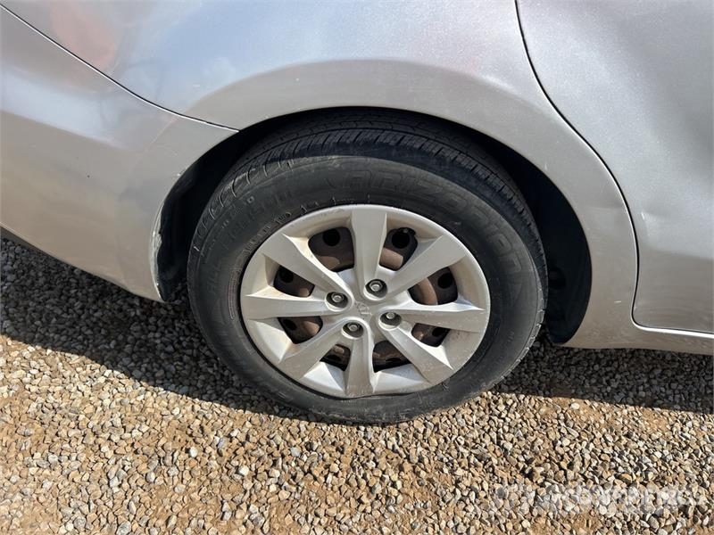 Kia Rio Automobile PKWs