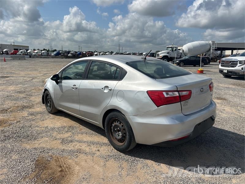 Kia Rio Automobile PKWs