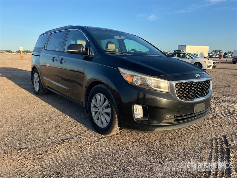 Kia Sedona Легковые автомобили