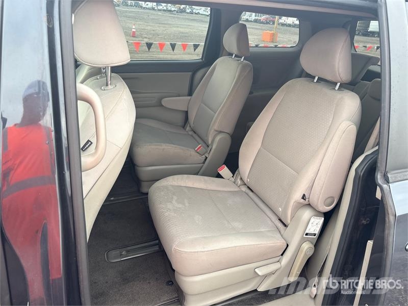 Kia Sedona 자동차