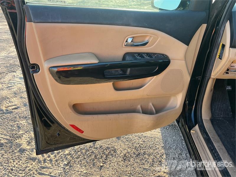 Kia Sedona Легковые автомобили