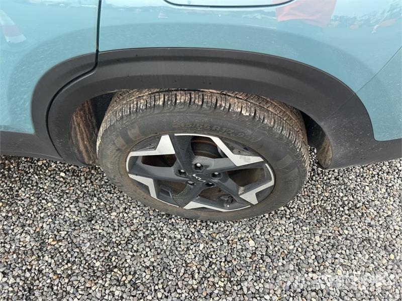 Kia Seltos 2WD SUV Cars