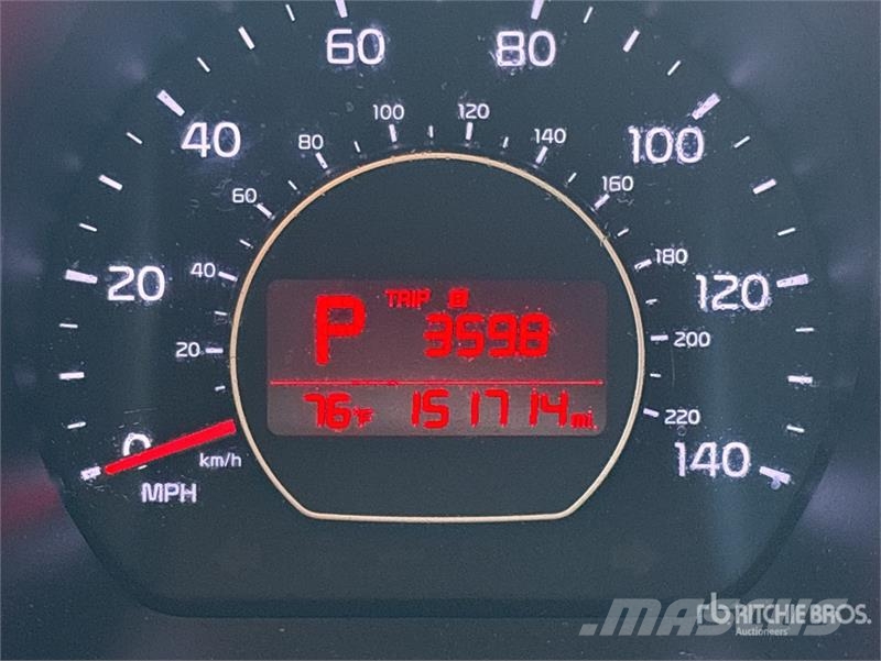 Kia Soul 2WD SUV Auto's