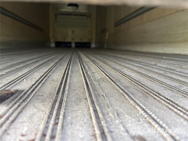 Kidron 28 ft x 102 in S/A Multi -Temp Refrigerated Traile Piekabes ar temperatūras kontroli