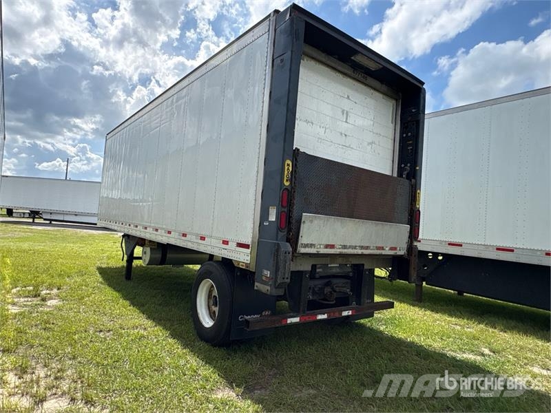 Kidron 28 ft x 102 in S/A Refrigerated Trailer Semirimorchi a temperatura controllata