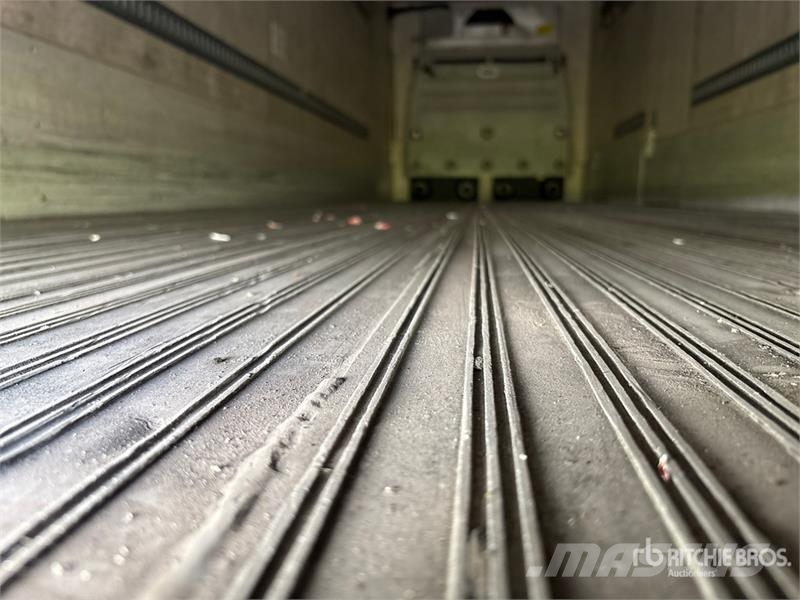 Kidron 28 ft x 102 in S/A Refrigerated Trailer Semirimorchi a temperatura controllata