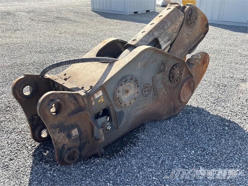 Kinshofer DSP Demolition Pulverizer جراشات البناء