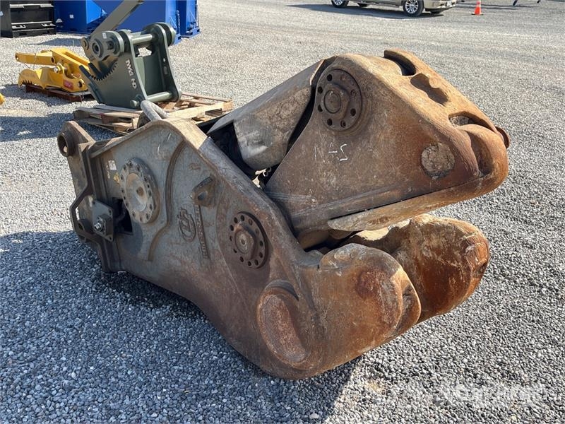 Kinshofer DSP Demolition Pulverizer جراشات البناء