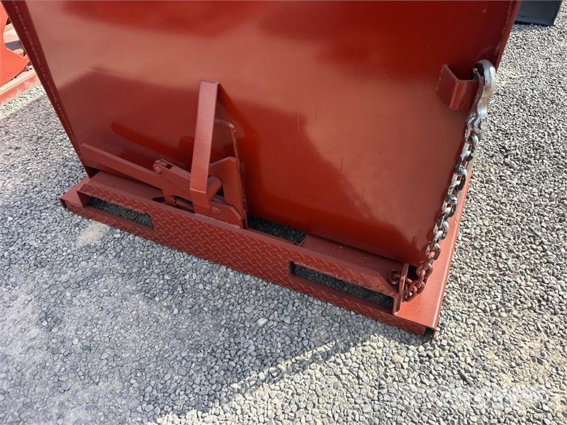 Kit Containers 2.0YFT-SDH 5 ft 3 in 2 cyd Self-Dum Tartályok és tölcsérek