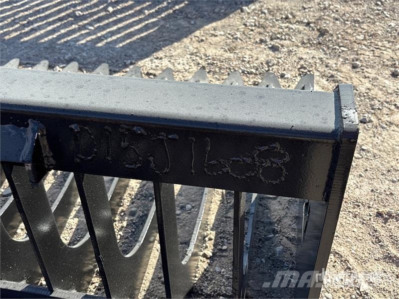 Kit Containers 76 in Skeleton Skid Steer Bucket (U Cucharones