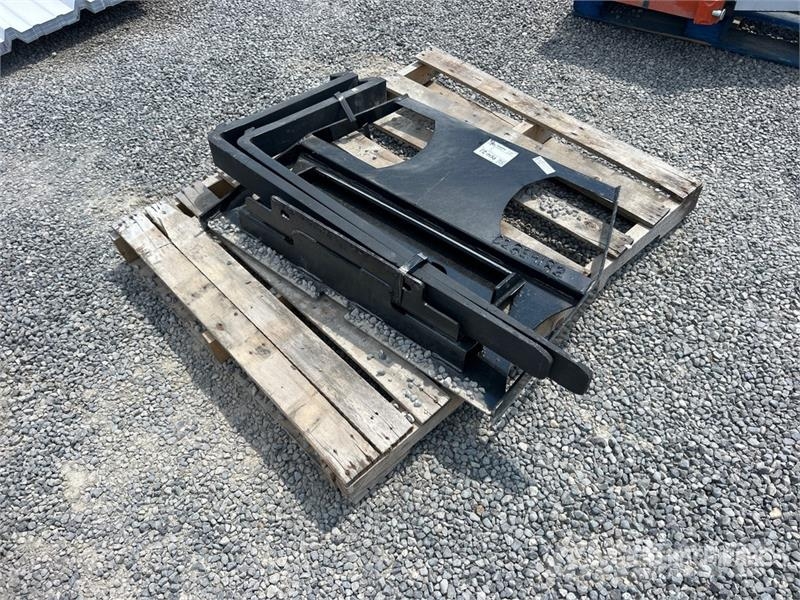 Kit Containers MUFF-36-36 36 in Mini Skid Steer Fo Fourche