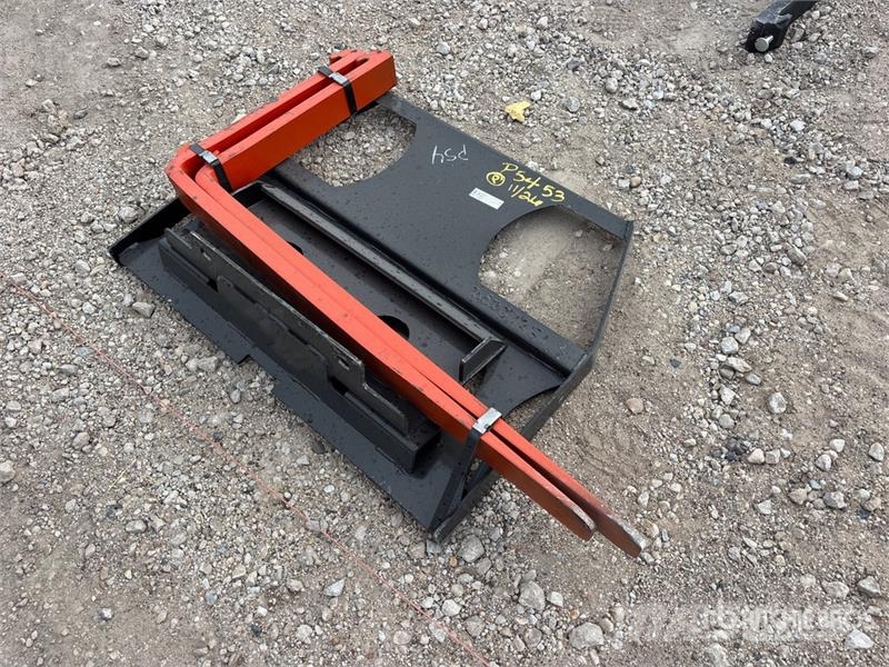  Kit Containers MUFF-36-42 42 in Mini Skid Steer Fo Паллетные вилы для фронтальных погрузчиков