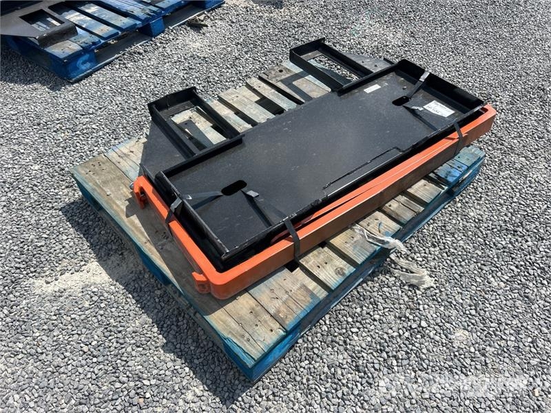 Kit Containers QT-45-FF-42 42 in Skid Steer Forks Fourche