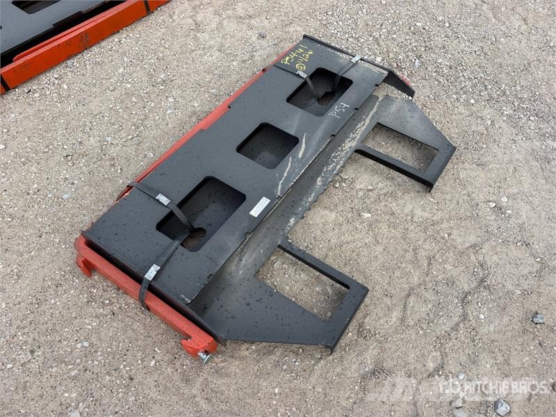  Kit Containers QT-45-FF-42 42 in Skid Steer Forks  Паллетные вилы для фронтальных погрузчиков