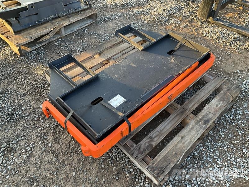Kit Containers QT-45-FF-42 42 in Mini Skid Steer F Fourche