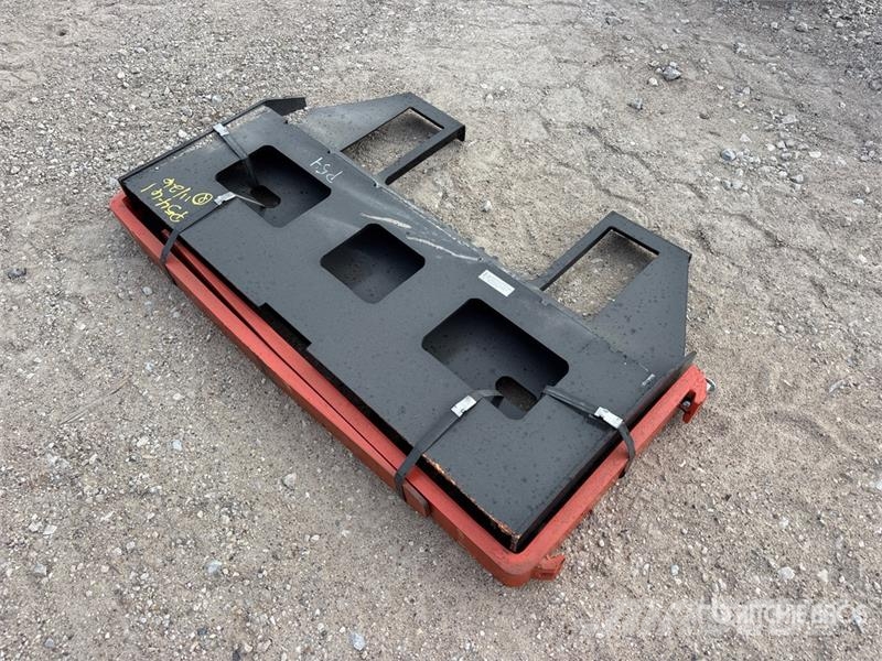  Kit Containers QT-45-FF-42 42 in Skid Steer Forks  Паллетные вилы для фронтальных погрузчиков