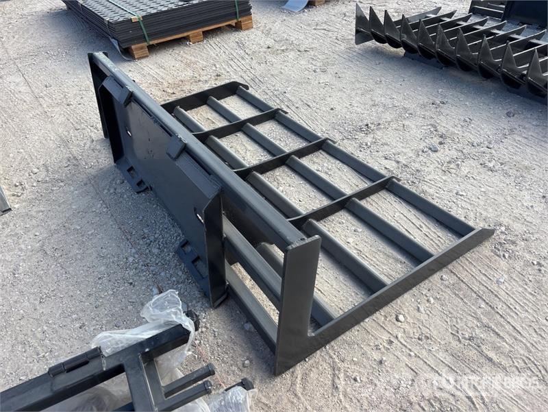 Kit Containers QT-72-LP 72 in Skid Steer Landplane Sleepeggen
