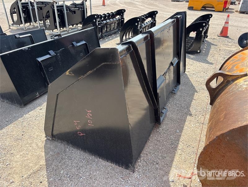  Kit Containers QT-BFB-102 102 in High Capacity Ski دلاء