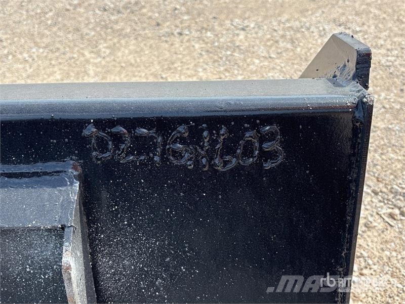  Kit Containers QT-DB-S66 66 in General Purpose Ski دلاء