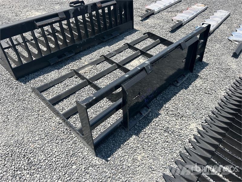  Kit Containers QT-LP 72 in Skid Steer Landplane (U Sleepeggen