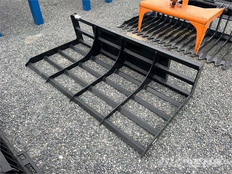 Kit Containers QT-LP 72 in Skid Steer Landplane (U 土掻き機