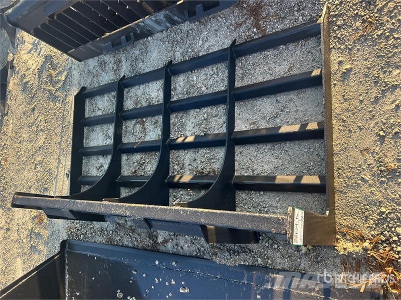 Kit Containers QT-LP Skid Steer Landplane Arrastamentos de campo