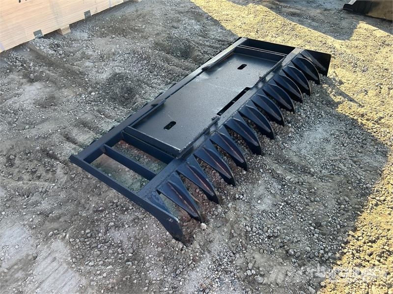  Kit Containers QT-RR-70 70 in Skid Steer Root Rake Obračalniki in zgrabljalniki