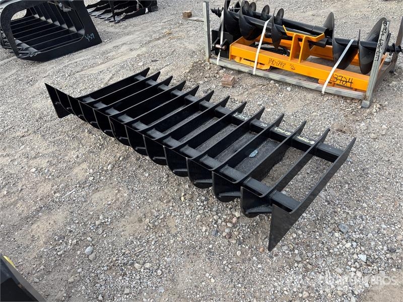 Kit Containers QT-RR-70 68 in Skid Steer Root Rake Rastrilladoras y rastrilladoras giratorias