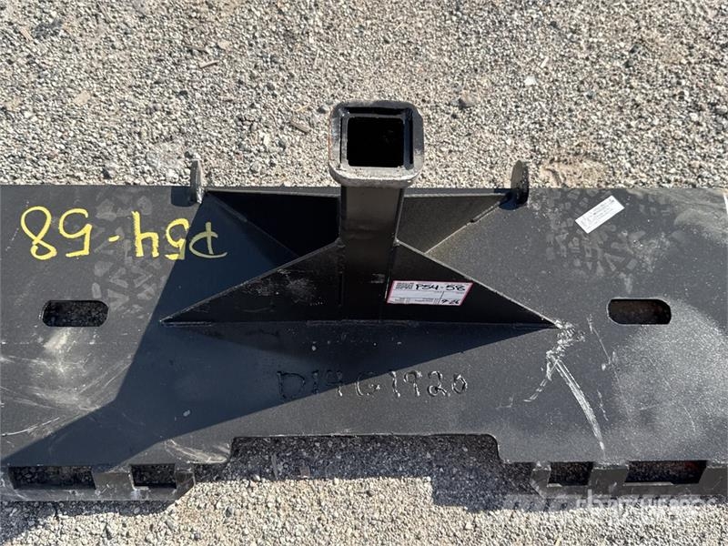  Kit Containers QT-TM 2 in Skid Steer Hitch Receive Hitre spojke