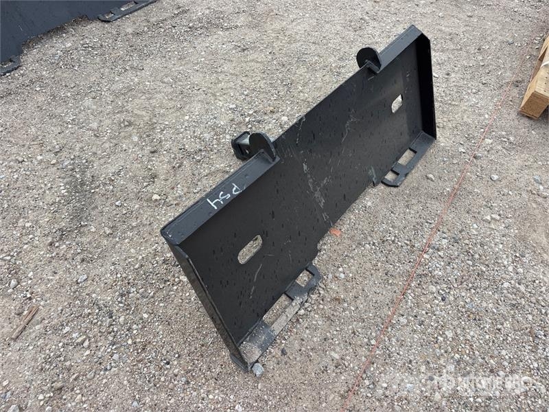 Kit Containers QT-TM 2 in Skid Steer Hitch Receive 快速連結器