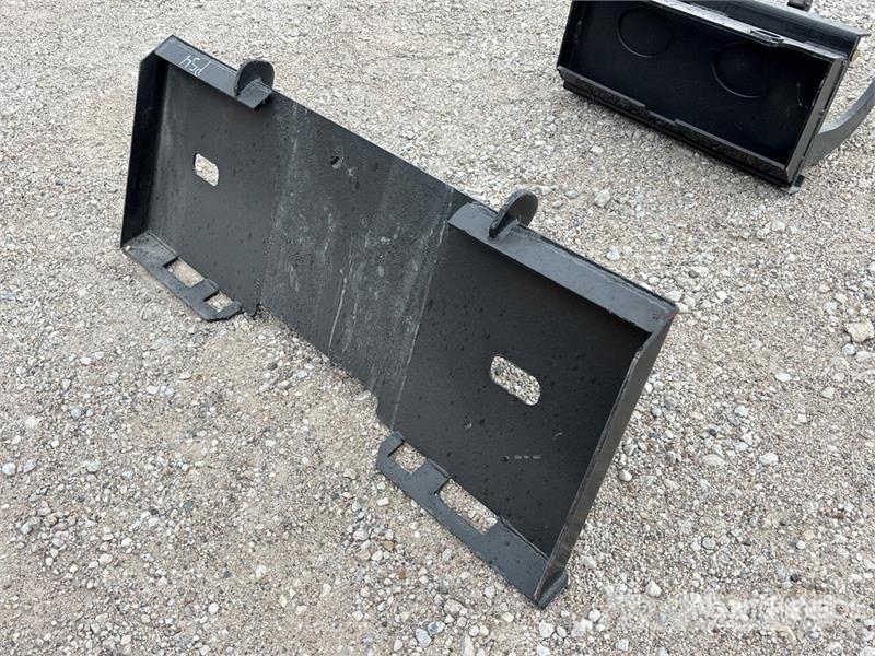  Kit Containers QT-TM 2 in Skid Steer Hitch Receive موصلات سريعة