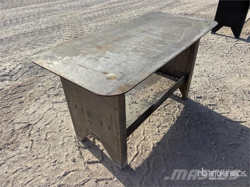 Kit Containers ST-57 29 in x 57 in Steel Workbench Other components