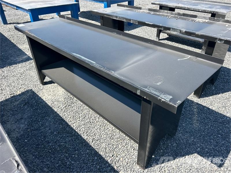  Kit Containers WB-90-243   26 in x 90 in Workbench مكونات أخرى