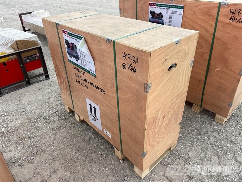 KJ AMAC40 14.5 cfm 40 gal Air Compressor (Unused) Kompresory