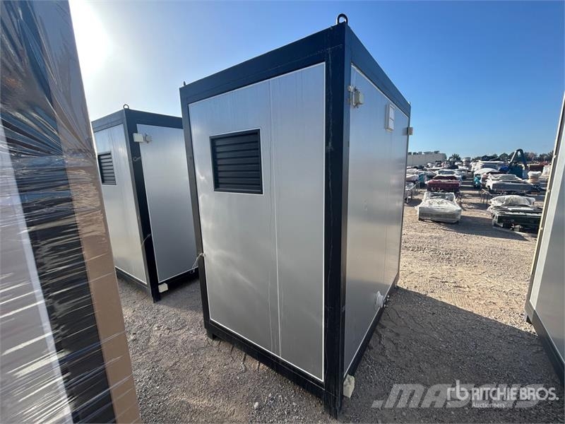 KJ K1522 7 ft 4 in x 5 ft Portable Portable Toilet Kiti naudoti statybos komponentai
