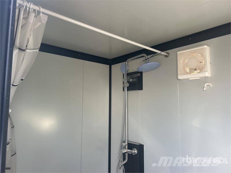 KJ K1522 7 ft 4 in x 5 ft Portable Portable Toilet Kiti naudoti statybos komponentai