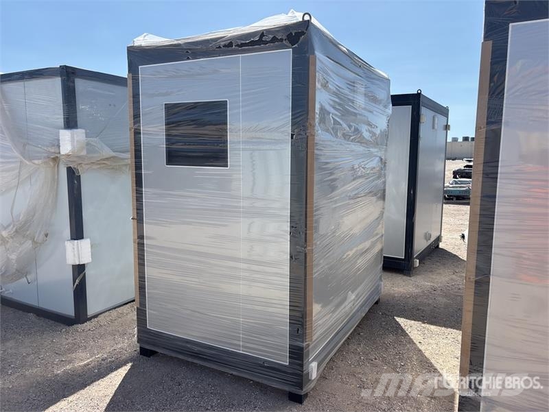 KJ K1522 7 ft 4 in x 5 ft x 8 ft Portable Toilet (Unu Andere Zubehörteile