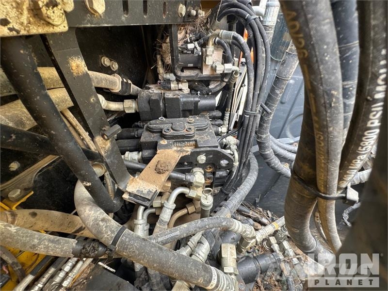 Kobelco SK130LC-11 Tracked Excavator Гусеничные экскаваторы