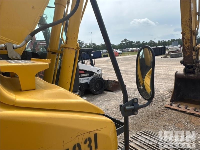 Kobelco SK130LC-11 Tracked Excavator Гусеничные экскаваторы