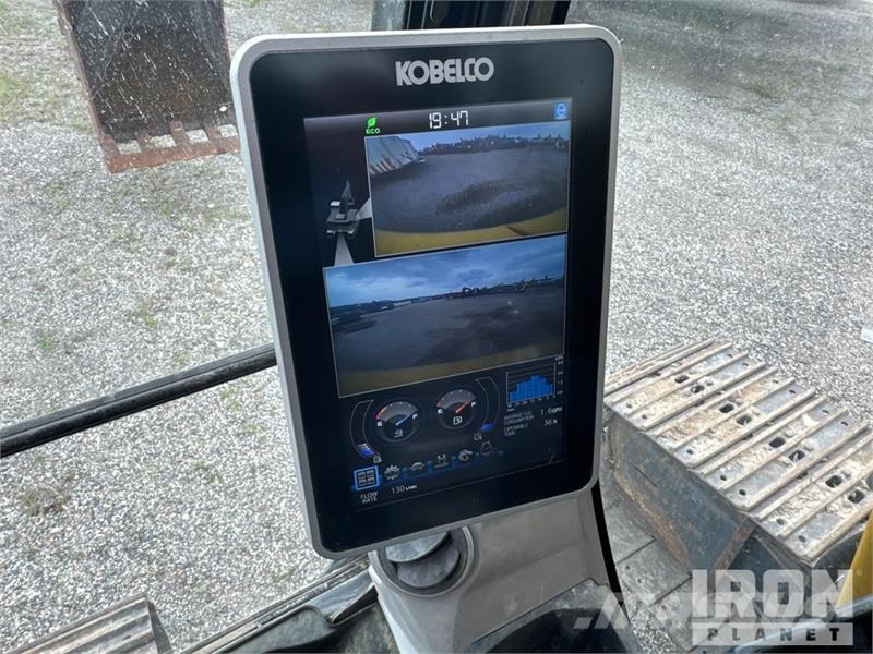 Kobelco SK130LC-11 Tracked Excavator Гусеничные экскаваторы