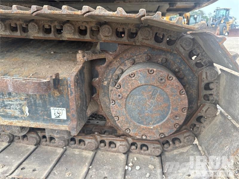 Kobelco SK130LC-11 Tracked Excavator Гусеничные экскаваторы