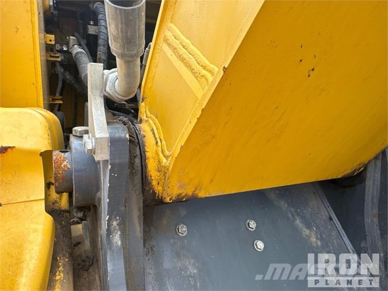 Kobelco SK130LC-11 Tracked Excavator Гусеничные экскаваторы