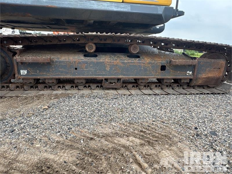 Kobelco SK130LC-11 Tracked Excavator Гусеничные экскаваторы