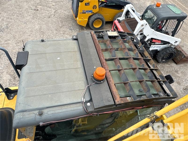 Kobelco SK130LC-11 Tracked Excavator Гусеничные экскаваторы