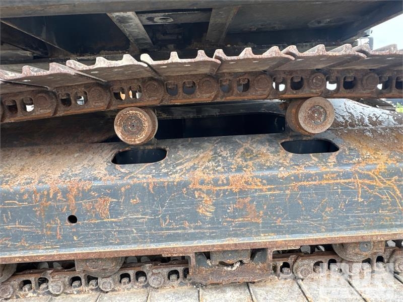 Kobelco SK130LC-11 Tracked Excavator Гусеничные экскаваторы